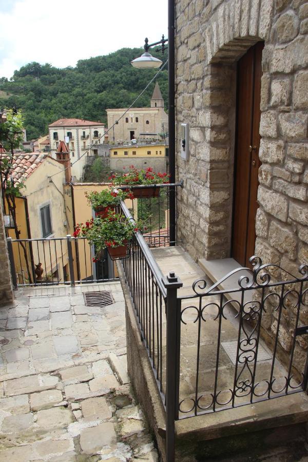 Casa Vacanze Sud E Magia Castelmezzano Exteriör bild